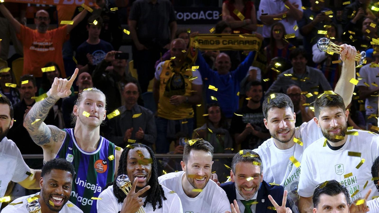 El Unicaja, campeón de Copa: Todas las imágenes del partido, la fiesta y la llegada a Málaga