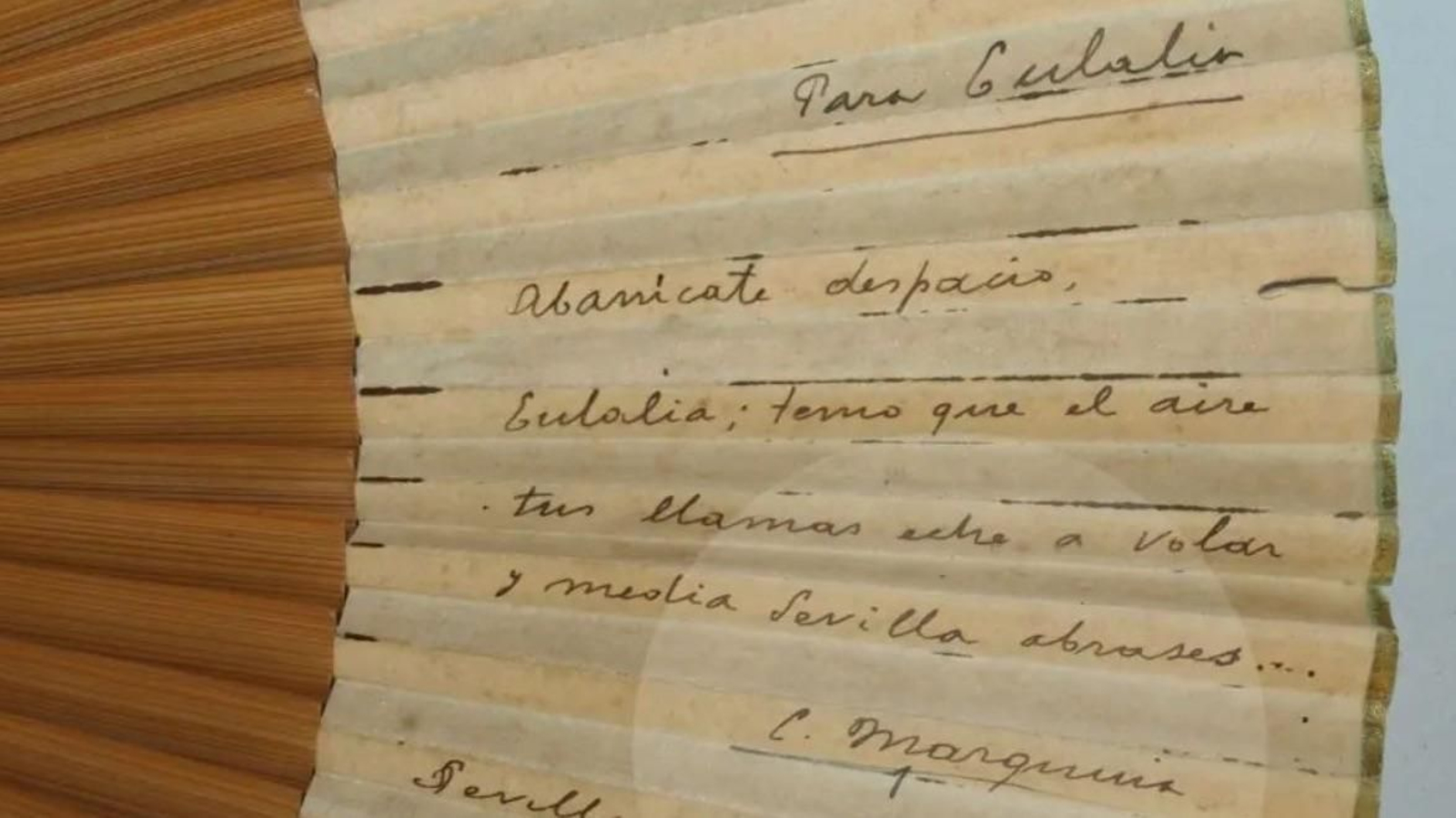 Uno de los abanicos de la colección