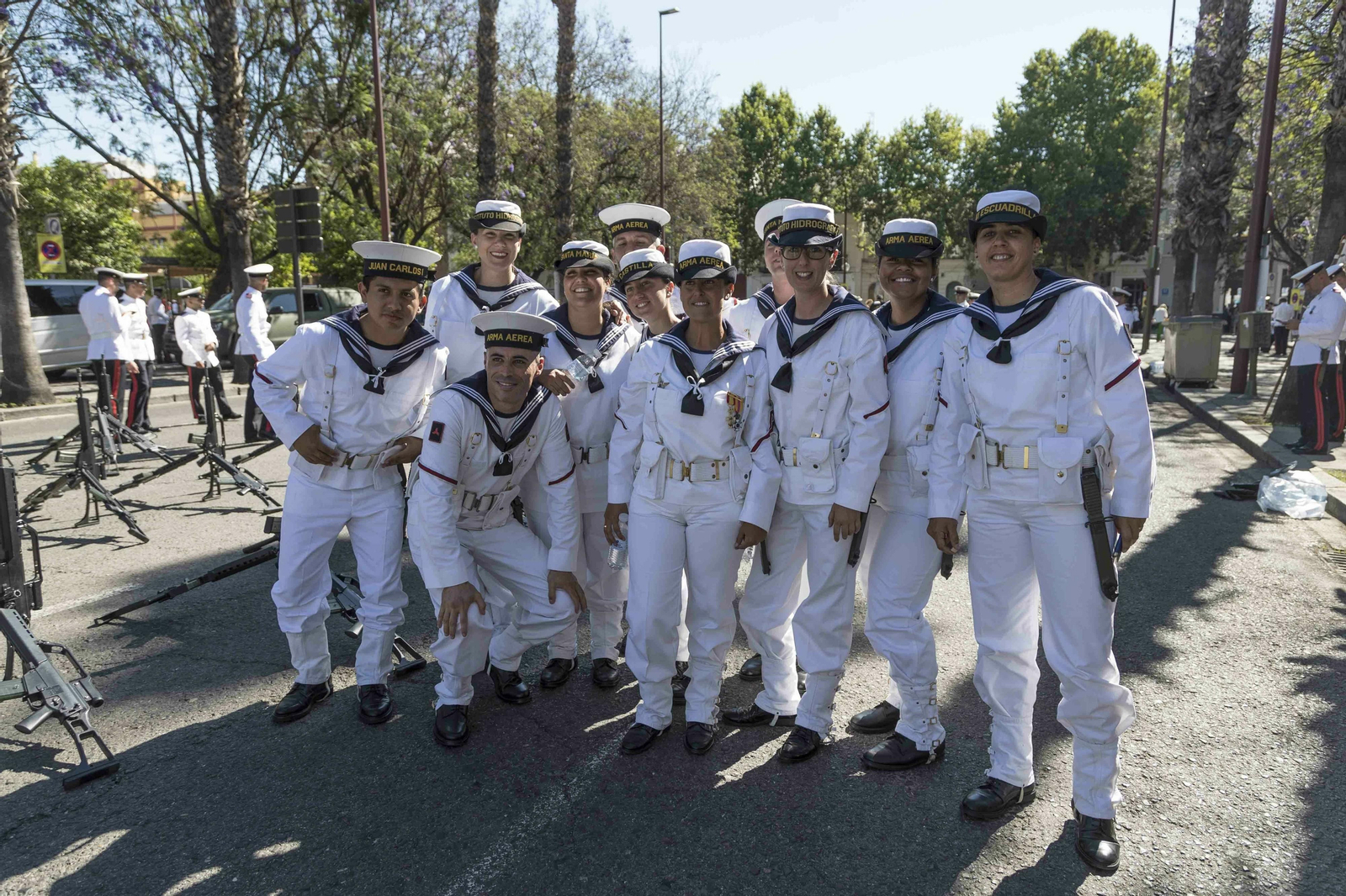 Las imágenes del desfile del Día de las Fuerzas Armadas en Sevilla