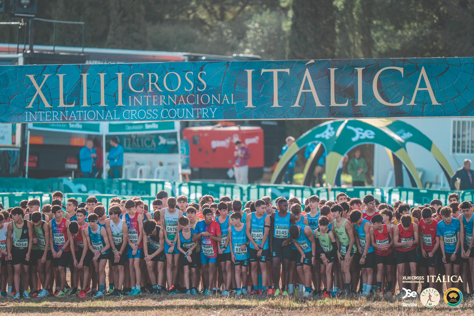 Búscate en las fotos del Cross de Itálica 2025 | 6