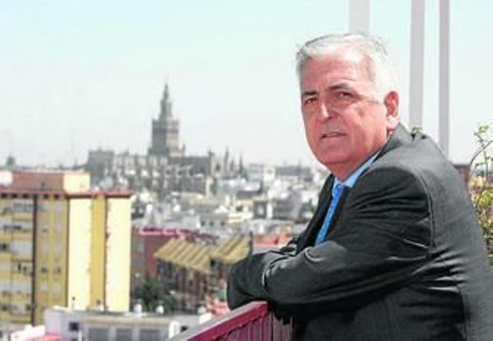 Enrique Álvarez Riestra, fotografiado recientemente en la terraza de la Jefatura.
