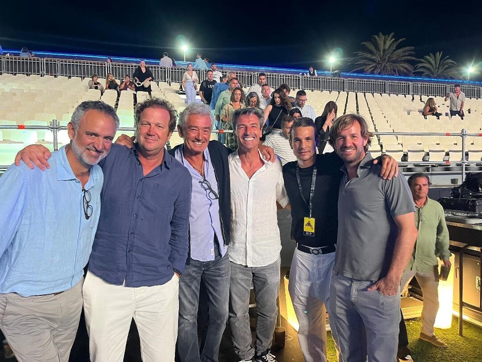 Daniel Entrecanales, Iván Bohórquez, José María Pacheco, Federico Linares, el torero José María Manzanares y Rosauro Varo.