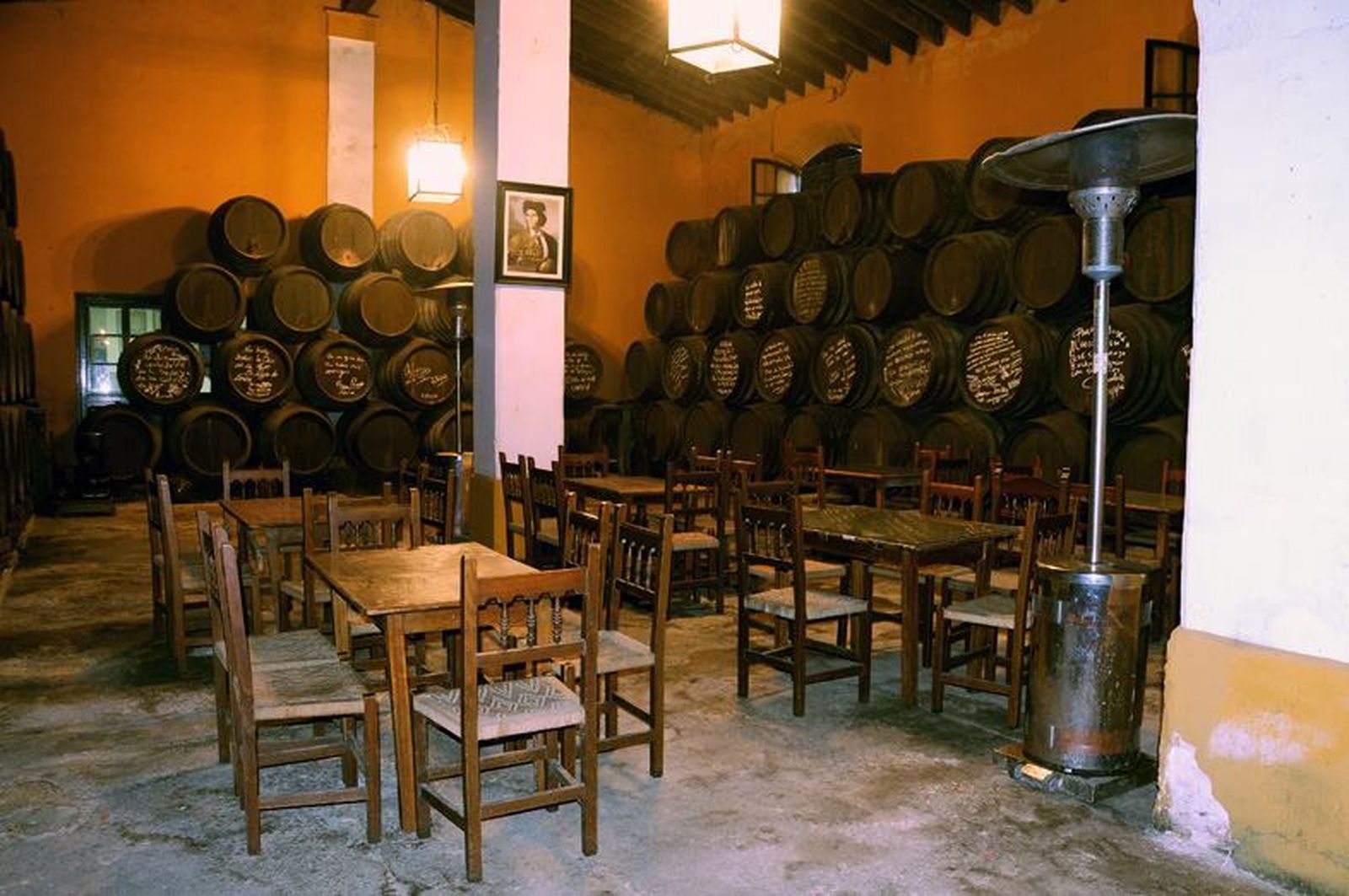 Una imagen de las Bodegas Almocadén.