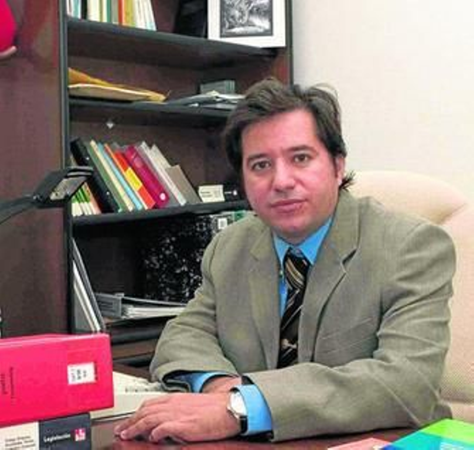 Carlos Vargas es profesotr titular de la UAL y responsable del área de Derecho Mercantil.