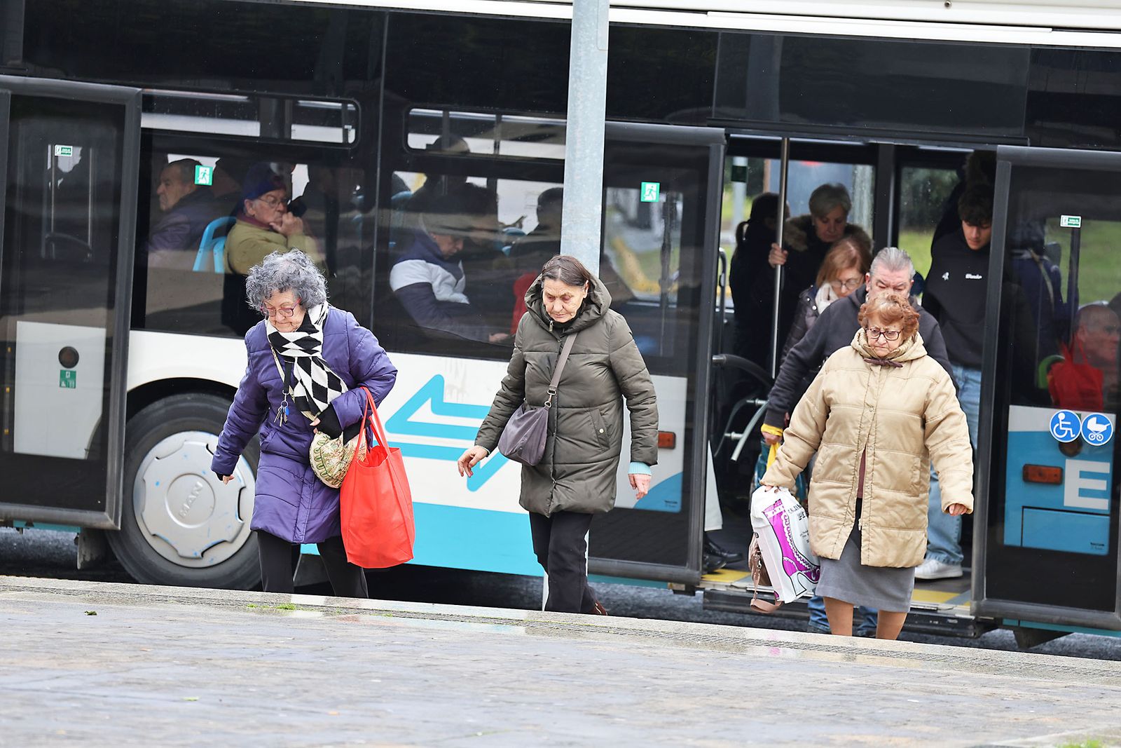 Lluvia y frío intenso en la mañana de miércoles
