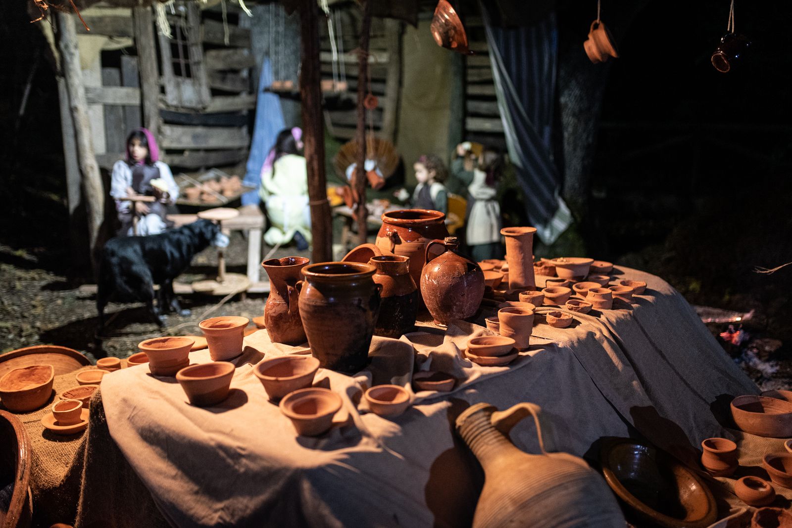 Imágenes: Una visita al Belén viviente de Puerto Moral