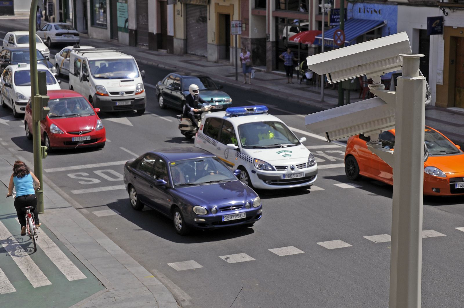Una de las cámaras de tráfico que se instaló con el extinto Plan Centro.