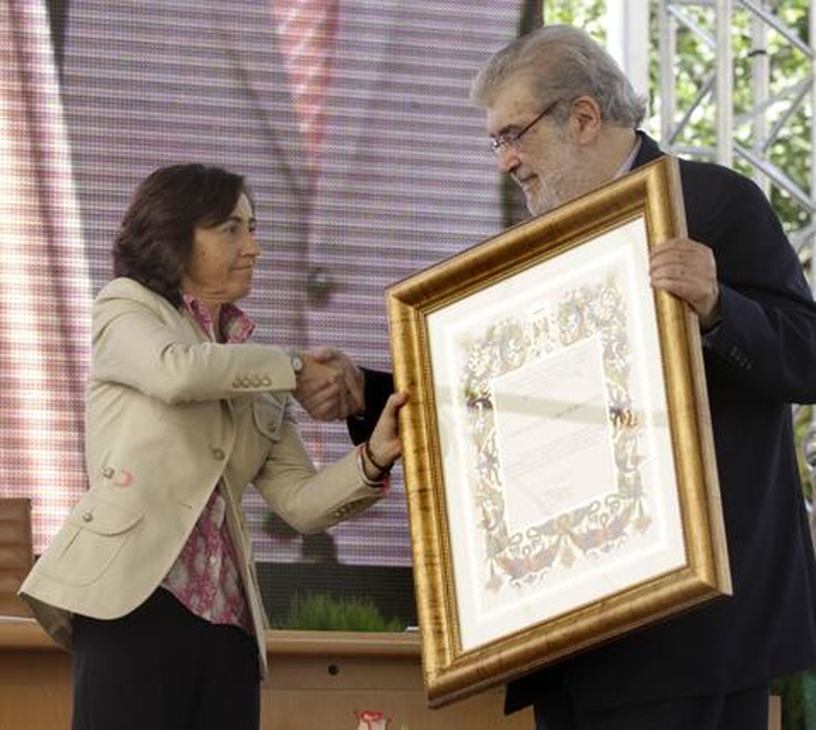 José Manuel Lara, marqúes de El Pedroso, fue nombrado Hijo Predilecto de la Provincia a título póstumo por su importante labor en el mundo editorial. 

Foto: Belen Vargas