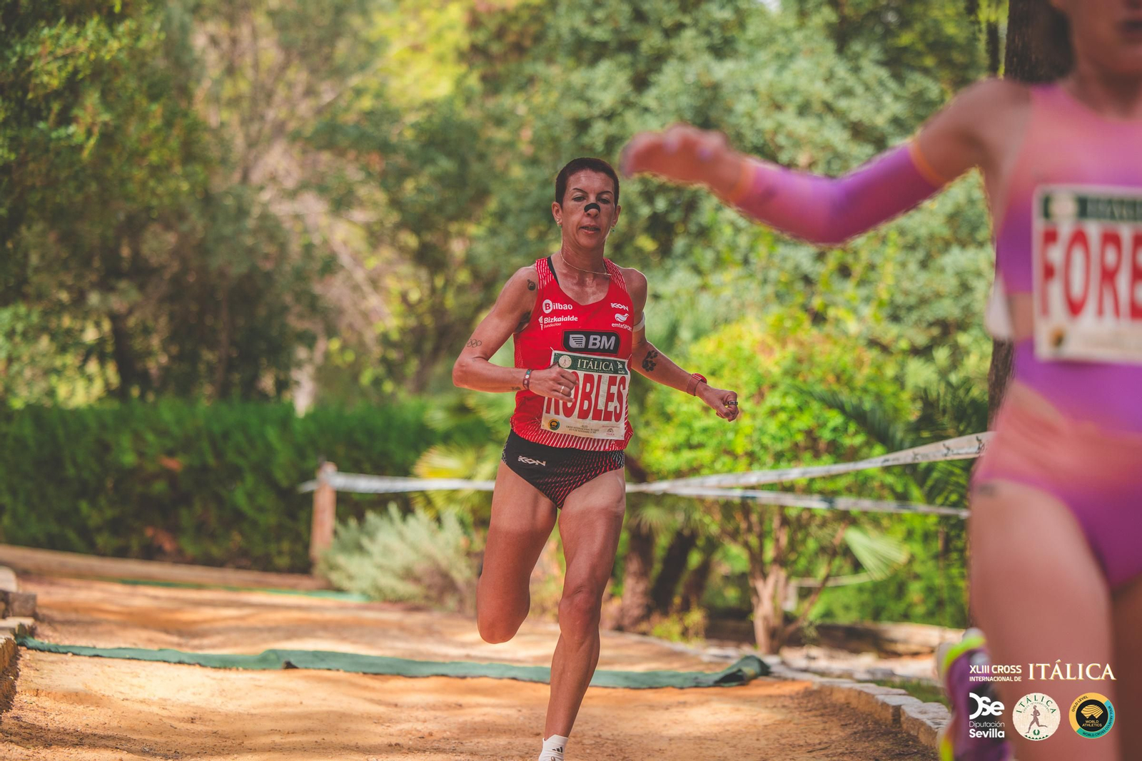 Búscate en las fotos del Cross de Itálica 2025 | 11