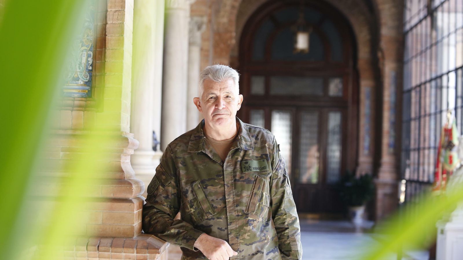 En la galería alta del edificio de Capitanía General