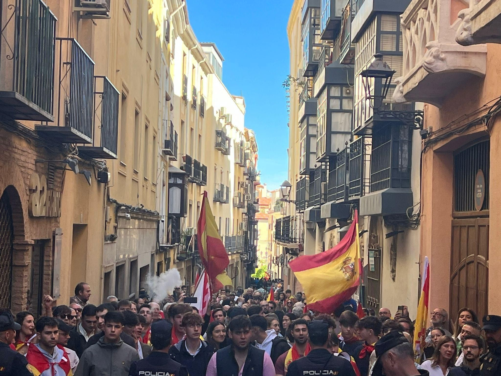 En imágenes: así ha sido la manifestación contra la amnistía en Jaén