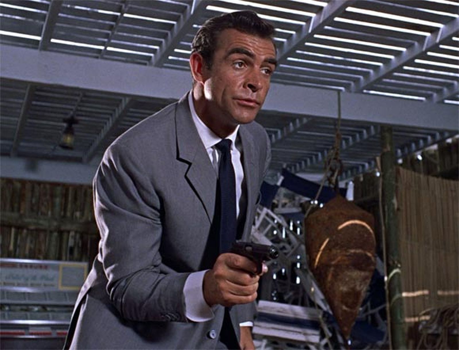 James Bond, ¿agente del KGB?