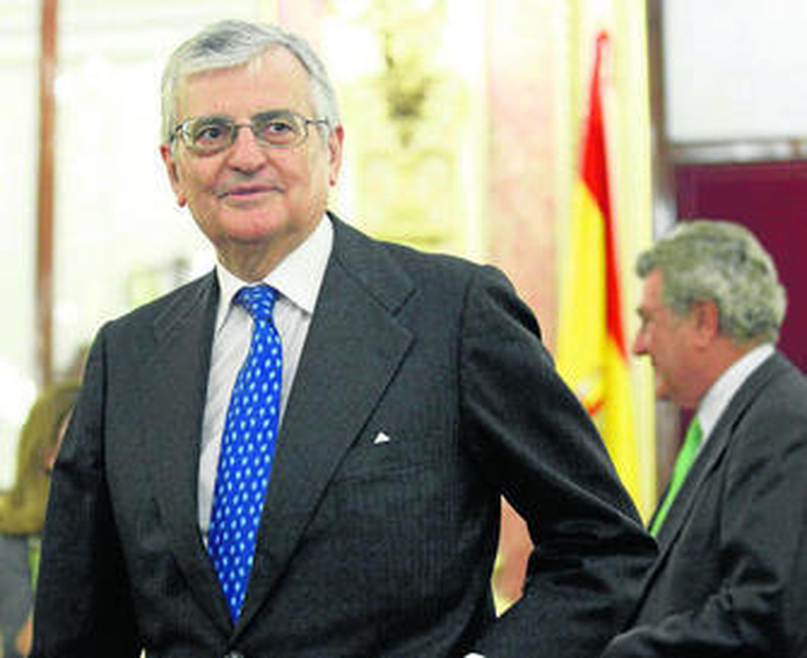 El fiscal general del Estado, Eduardo Torres-Dulce, ayer en el Congreso; al fondo, Jesús Posadas.