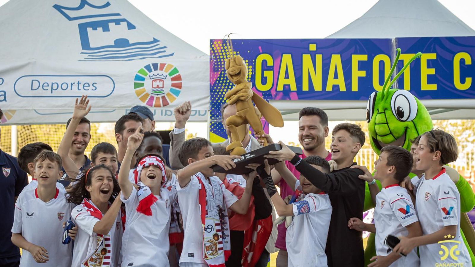 Uno de los equipos que han participado Uno de los equipos que han participado
