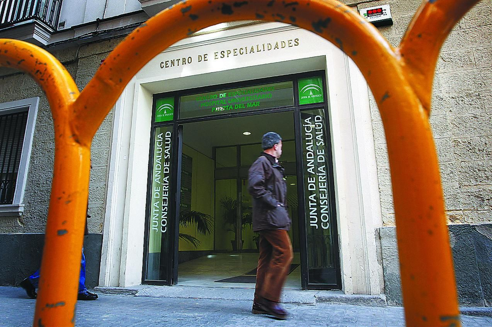 Una imagen del centro de especialidades Vargas Ponce, en donde se encuentra la Unidad de Salud Mental de Cádiz..