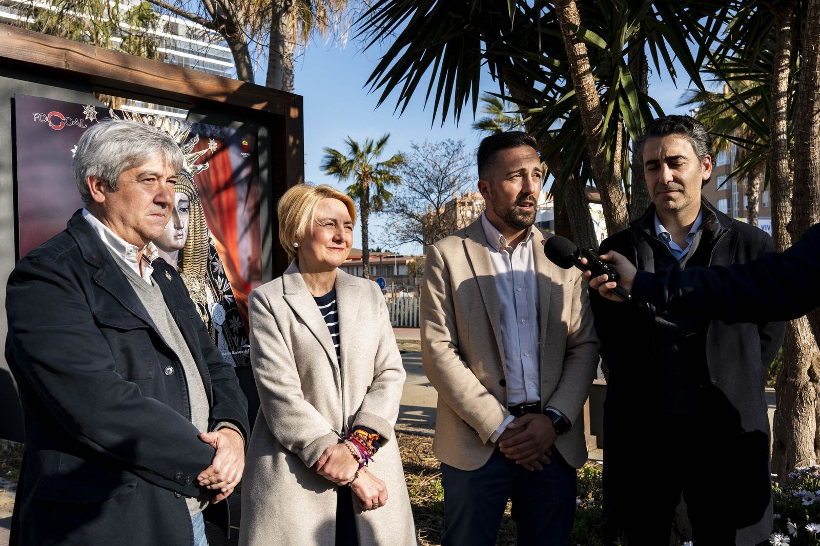 Exposición "La otra mirada" de los Fotógrafos Cofrades de Almería Focoal, en imágenes