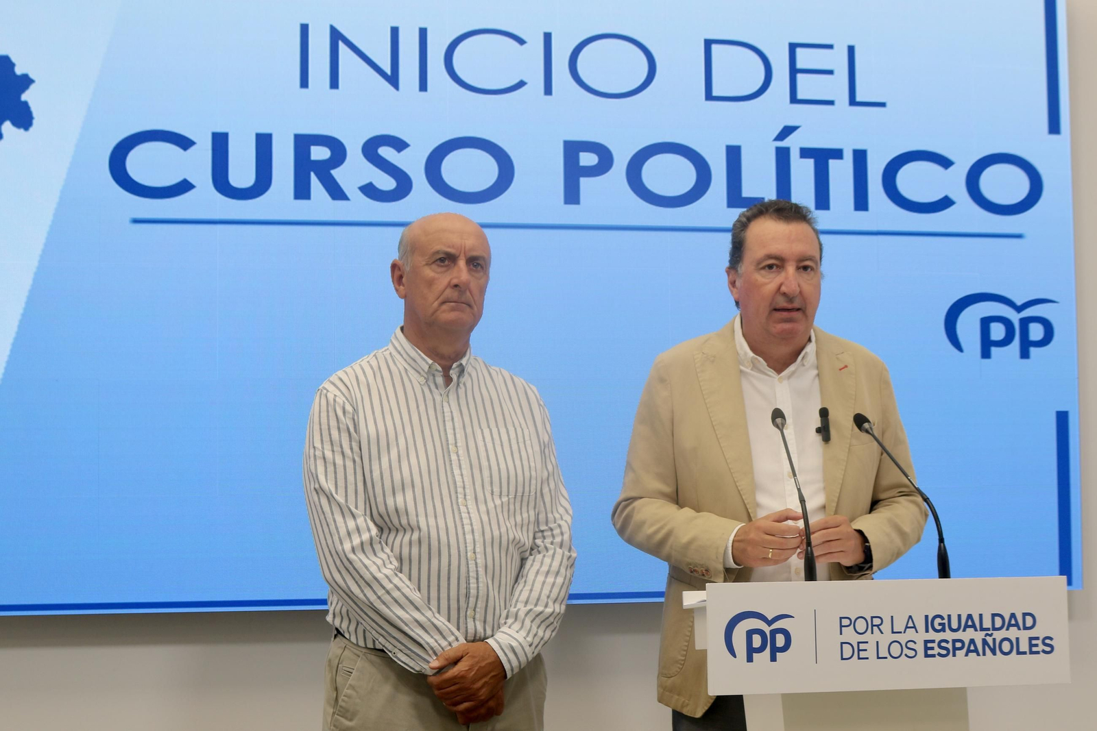 Manuel Andrés González y Juan Manuel González, este martes en rueda de prensa.