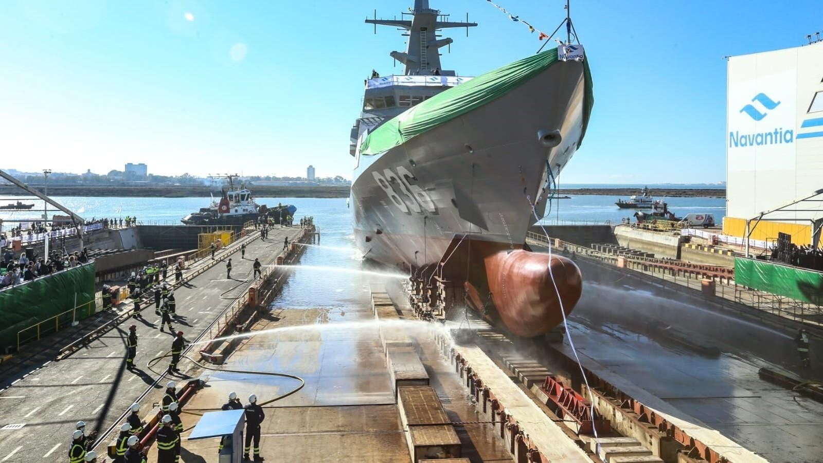 Así ha sido la botadura de la corbeta 'Unayzah' en Navantia San Fernando