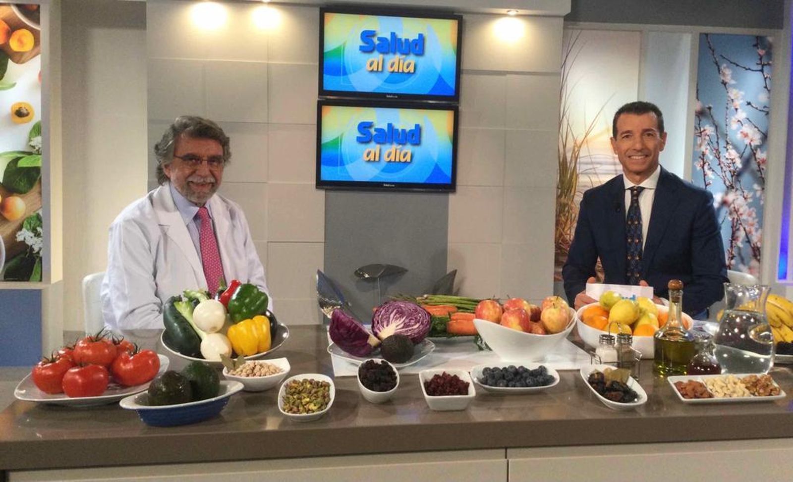 El doctor Antonio Escribano y Roberto Sánchez en el programa de este sábado
