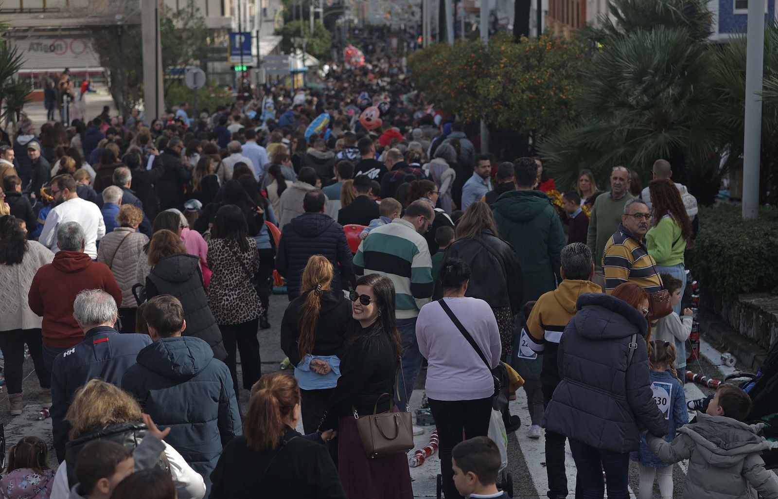 Búscate en el multitudinario arrastre de latas 2026 en Algeciras