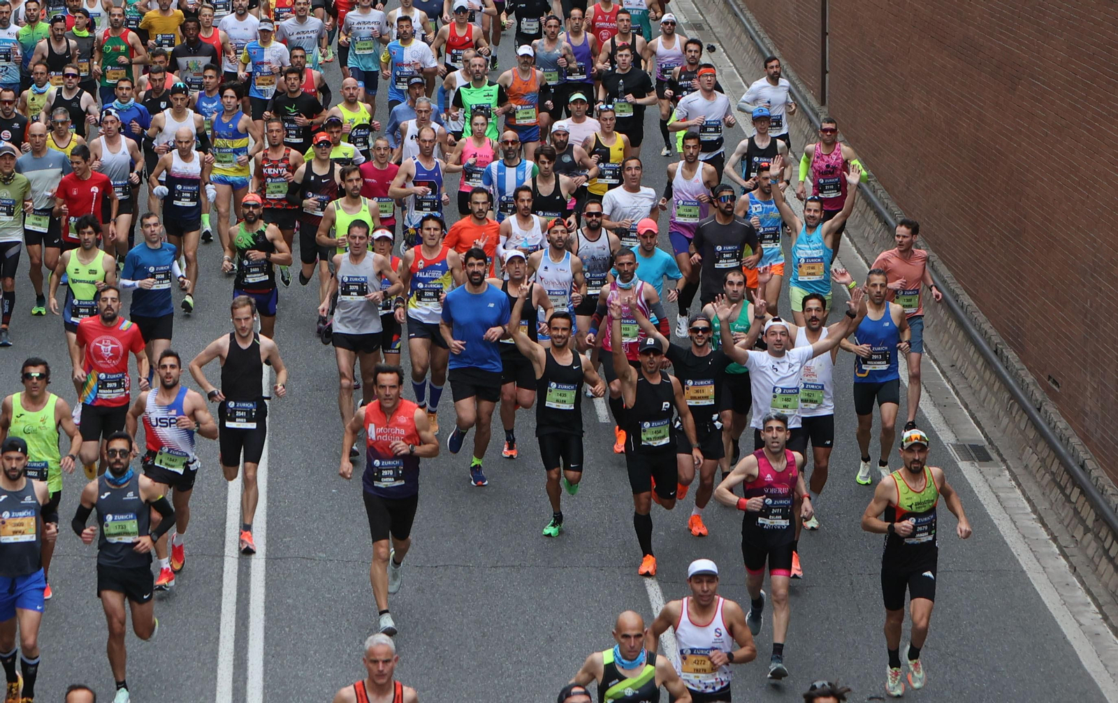 Búscate en la maratón de Sevilla 01
