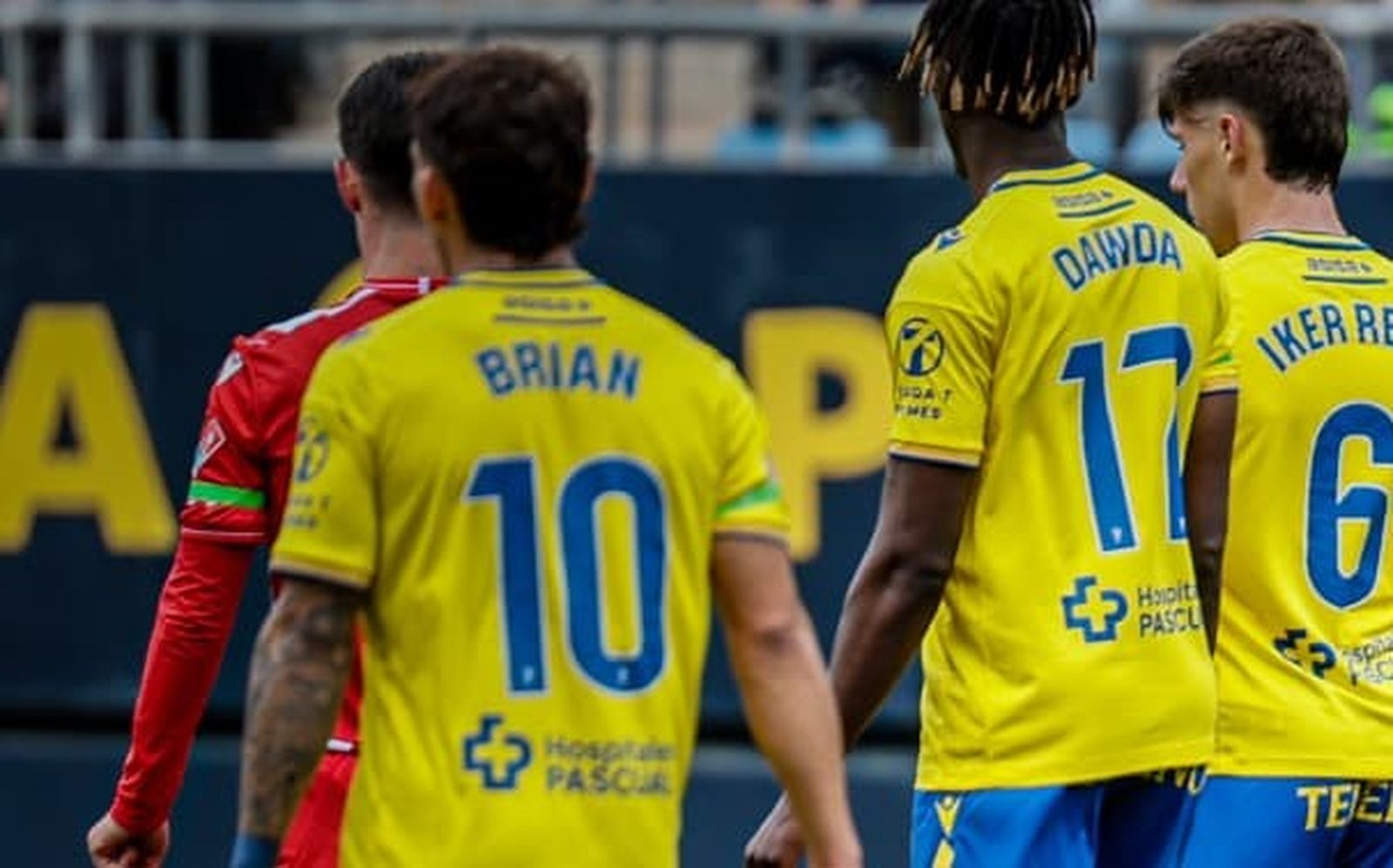 Brian Ocampo durante el partido Cádiz-Almería