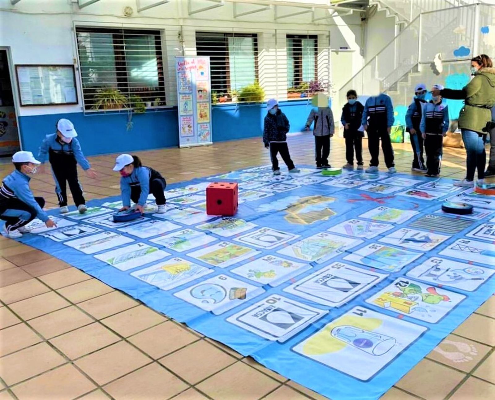 Uno de los talleres organizados por Emacsa.