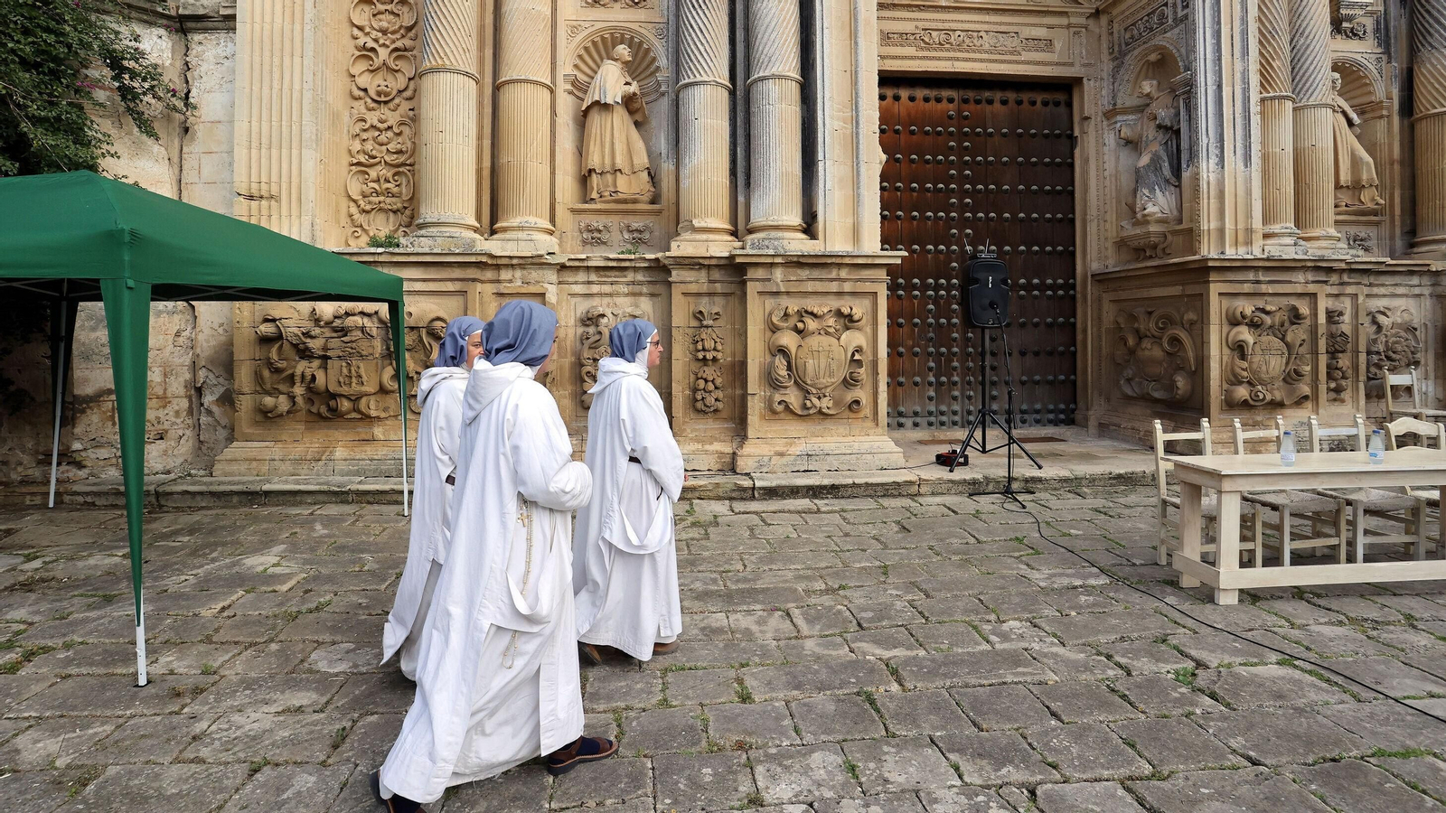 Charla de las hermanas de Belén en la Cartuja antes de su marcha