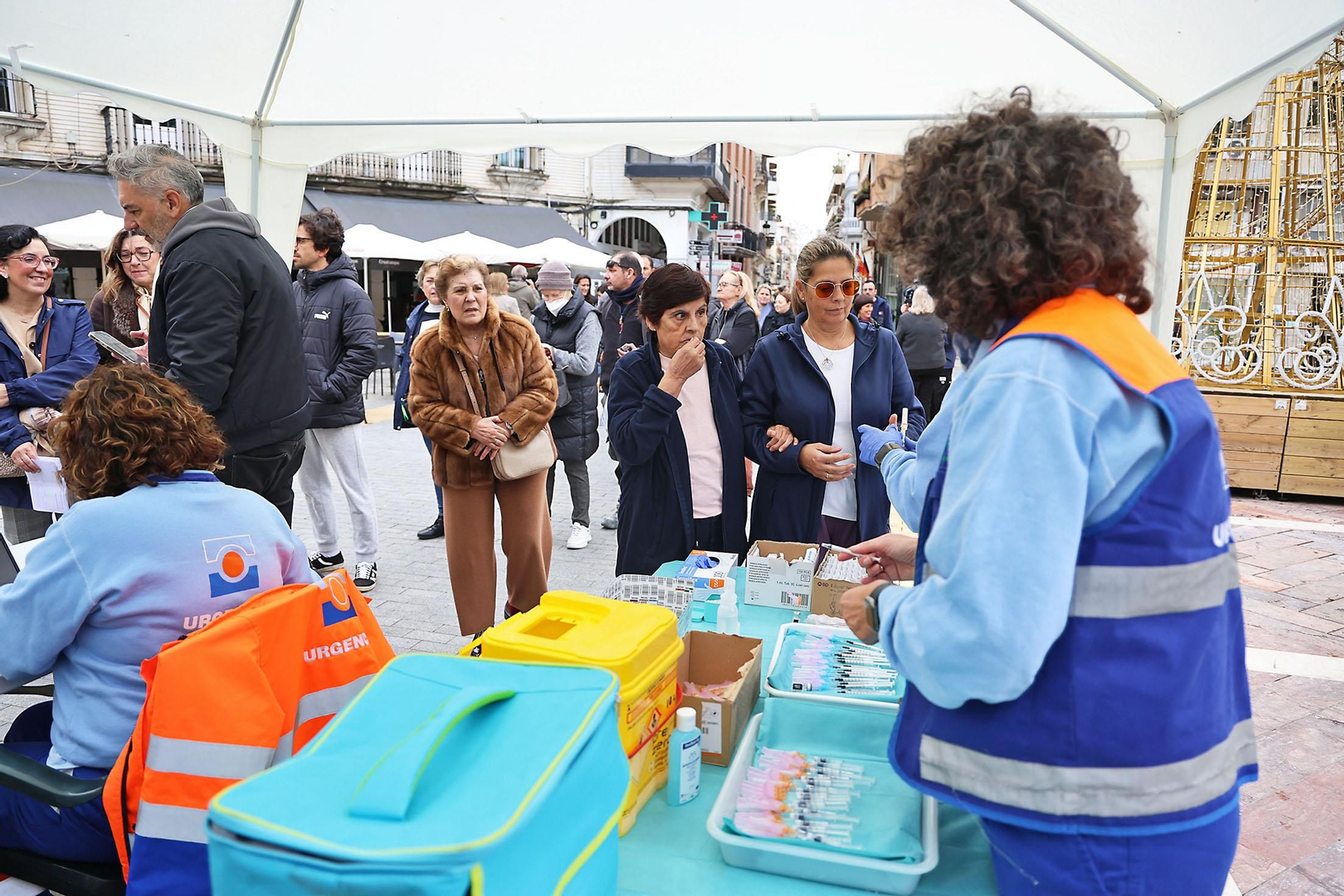 Imágenes de la jornada de vacunación sin cita frente a la gripe y el Covid-19