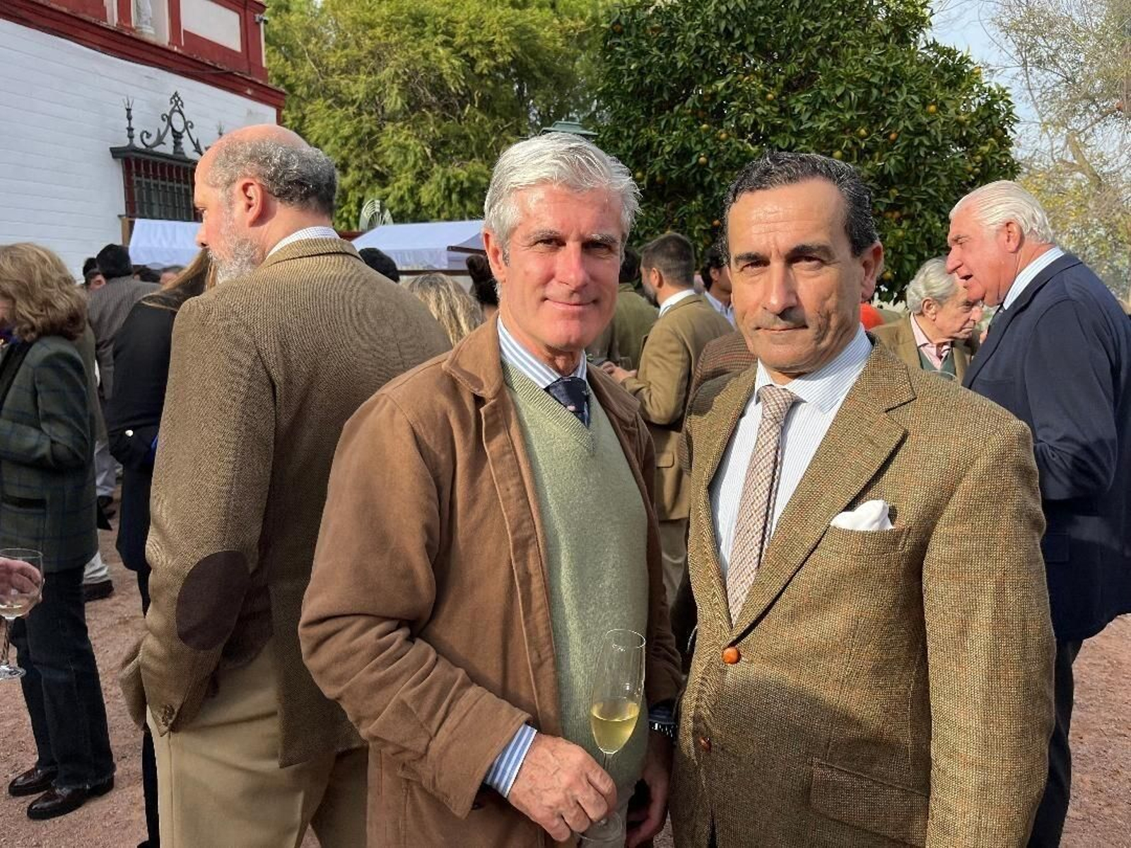 Cosme Domecq  Gandarias con Jose Manuel Díez Pemartín.