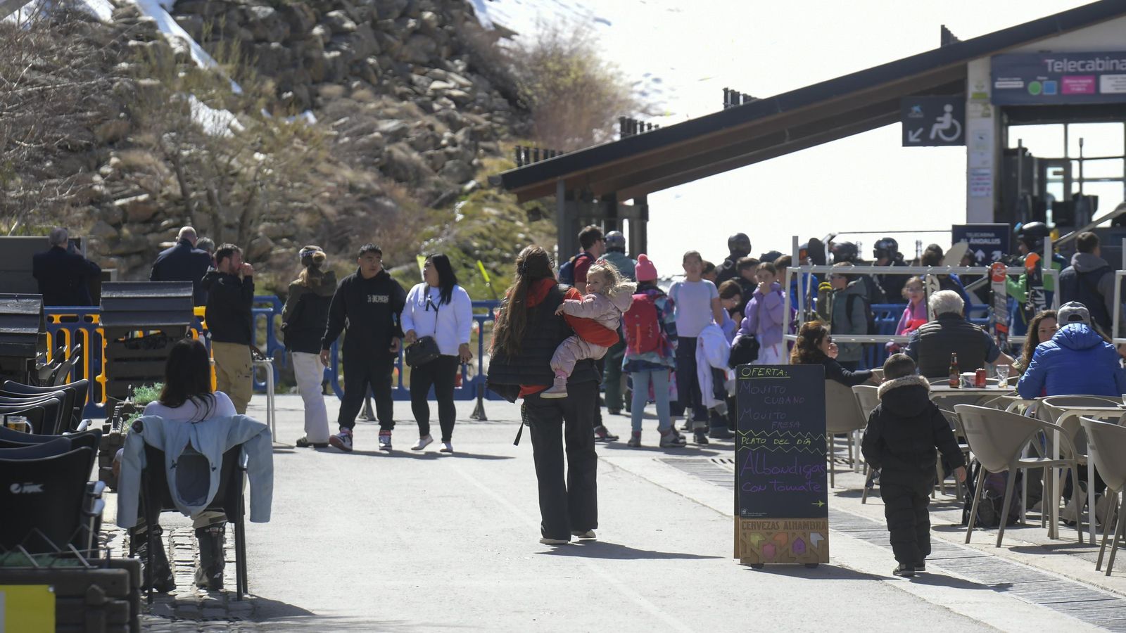 Aspecto de Pradollano antes del acceso al telecabina Al-Andalus