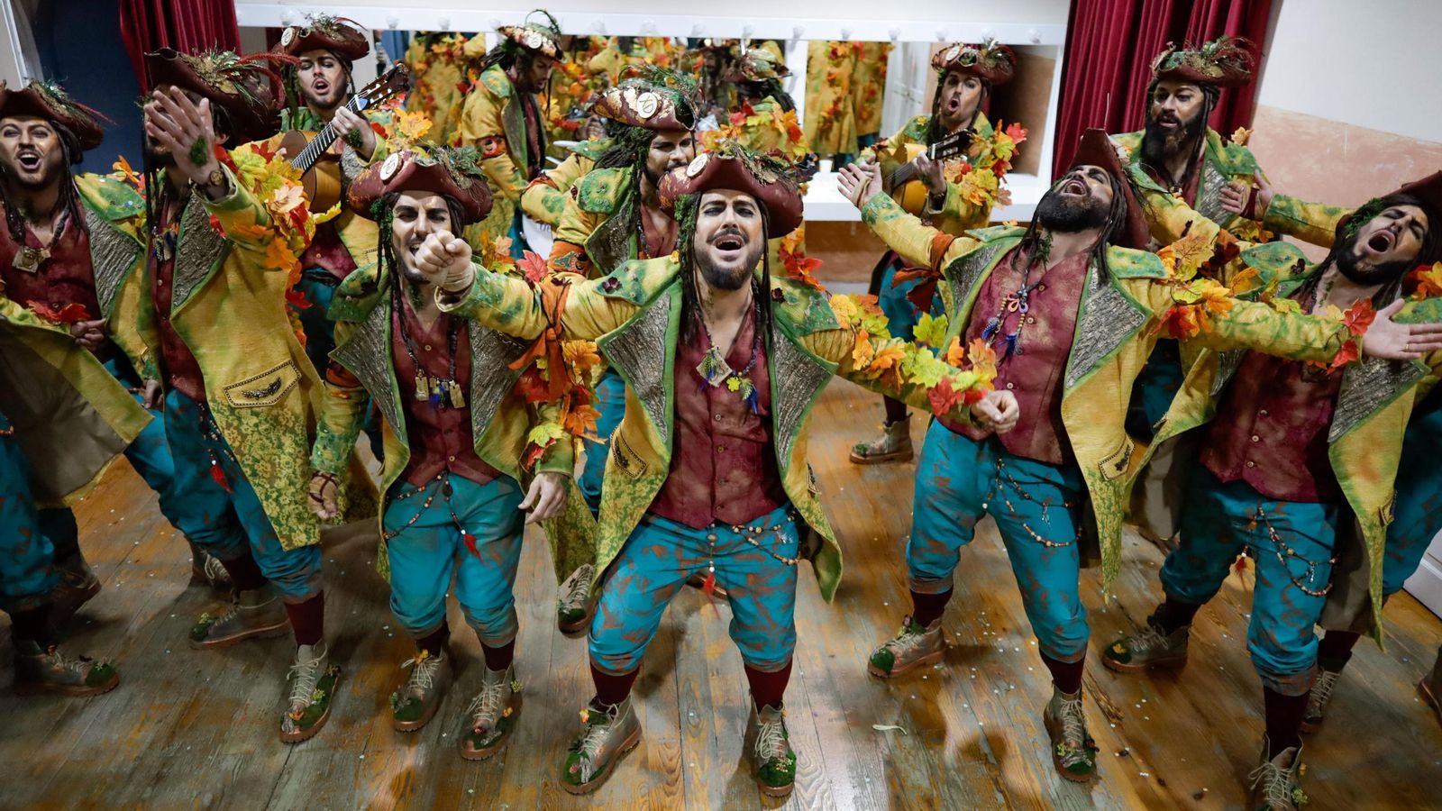 Búscate entre las mejores imágenes de la cuarta sesión semifinal del COAC 2025