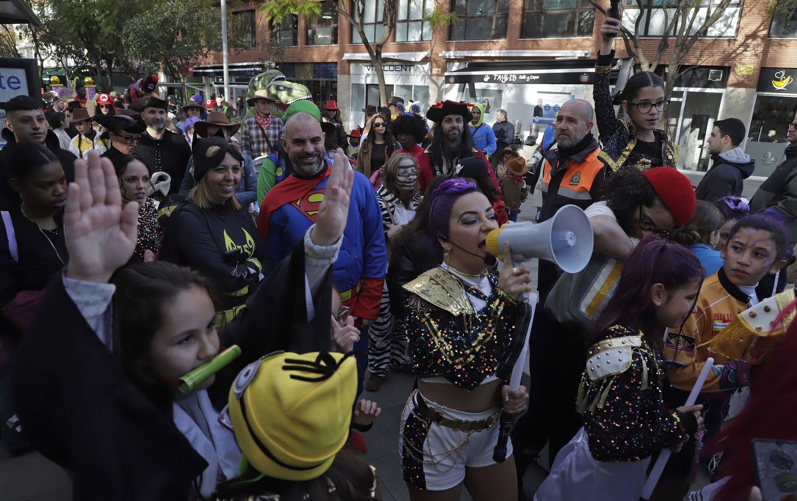 Fotos del III Pasacalles Escolar del Carnaval Especial en Algeciras
