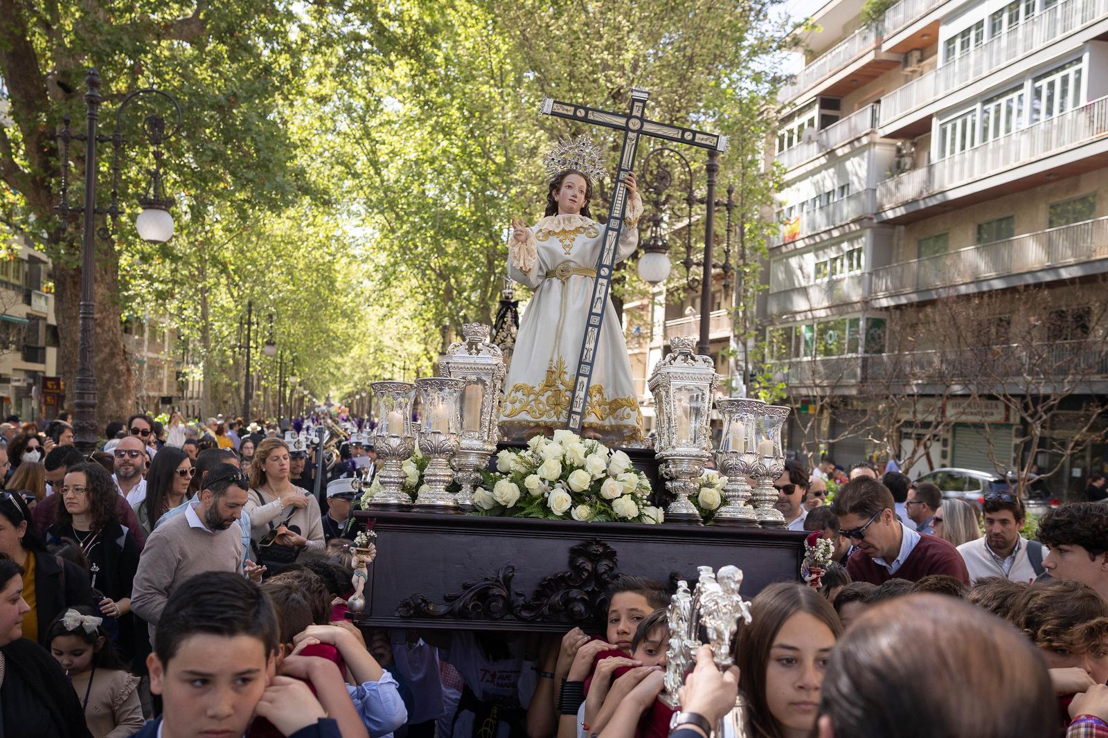 Las mejores fotos del Domingo de Resurrección en Granada