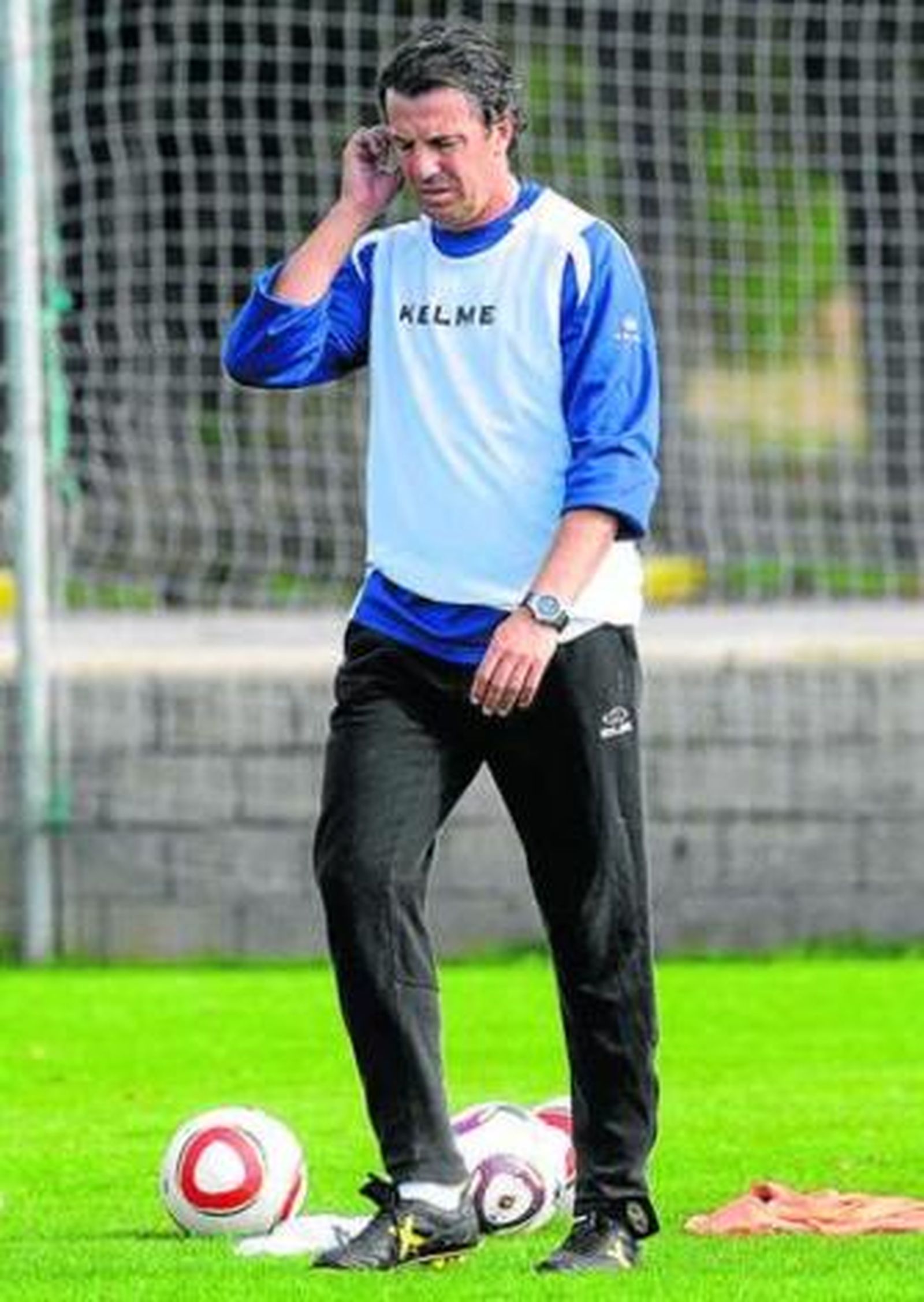 Jose González, ayer durante el entrenamiento en El Rosal.