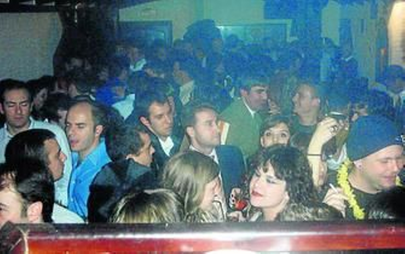 La Buhardilla, repleta, en una fiesta navideña de hace varios años.