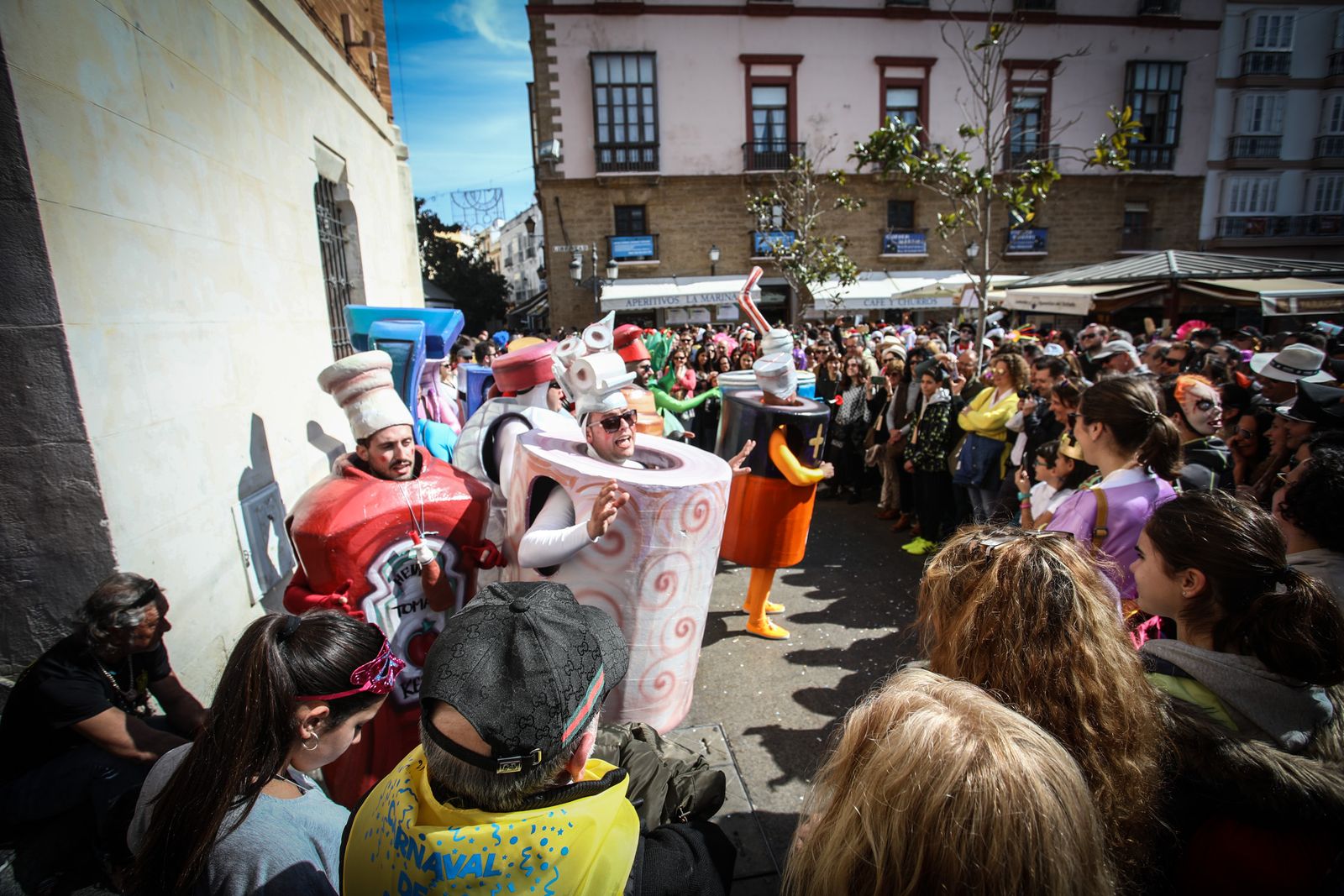 Batalla de coplas en el centro histórico
