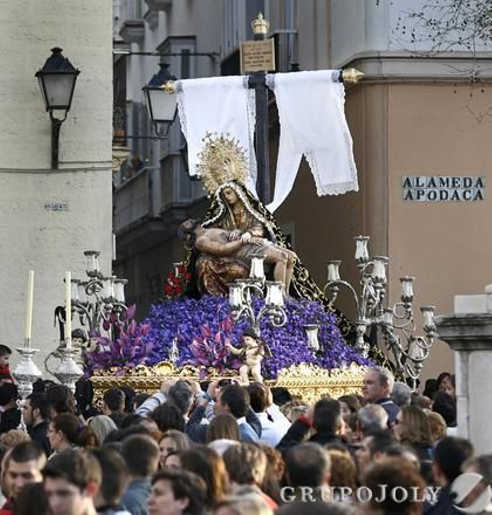 Venerable Cofradía de Penitencia de Nuestra Señora de las Angustias y San Nicolás de Bari.

Foto: Joaquin Pino