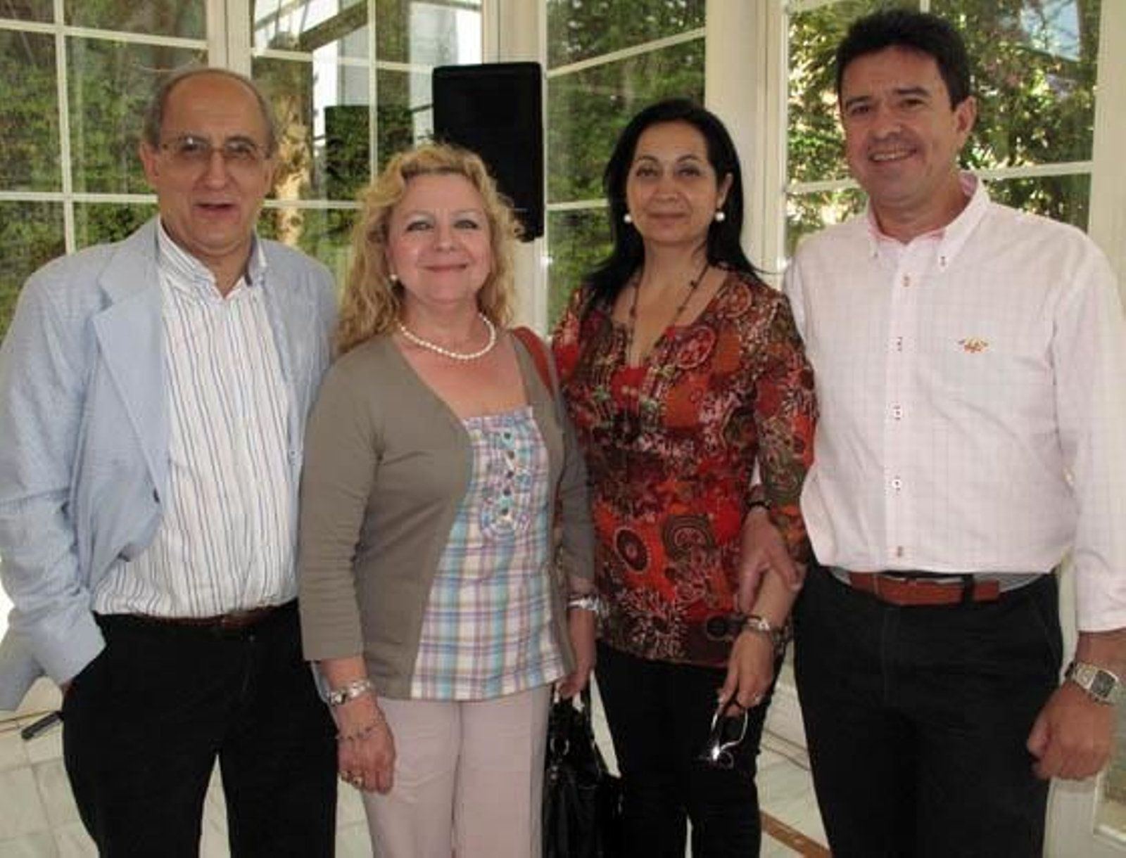 Antonio Arias Cobreros, Encarnación Fernández, Yolanda Hermosín y Paco Arenillas, de Arias Cobreros (Arico).

Foto: Victoria Ramírez