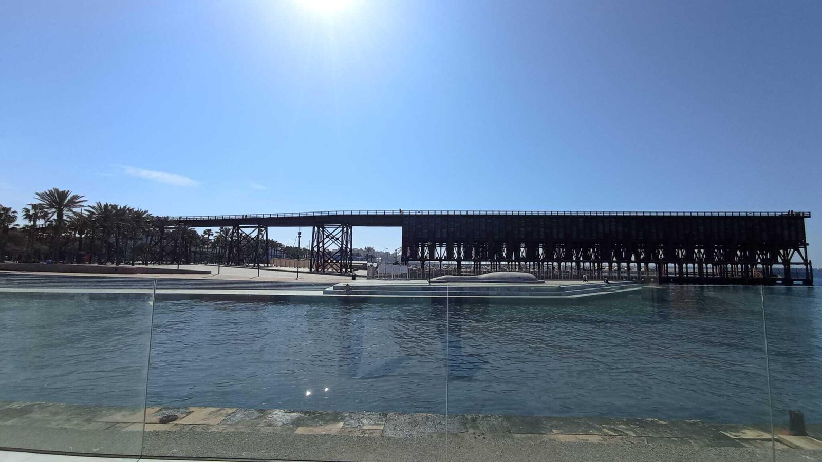 Nueva plaza-mirador de la sede de la APA.