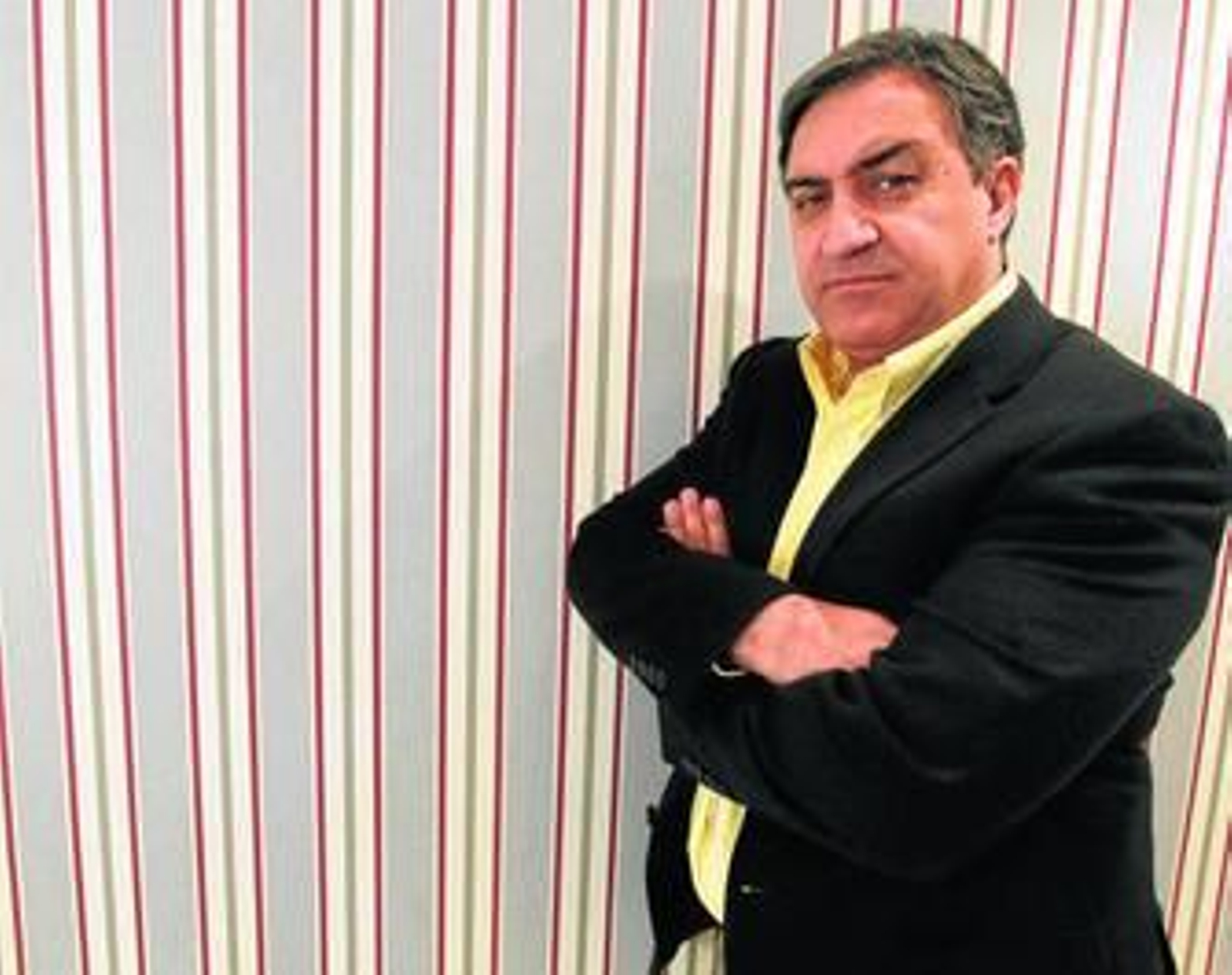 El escritor e historiador José Luis Corral recrea una hipótesis sobre el robo en la Catedral de Santiago.