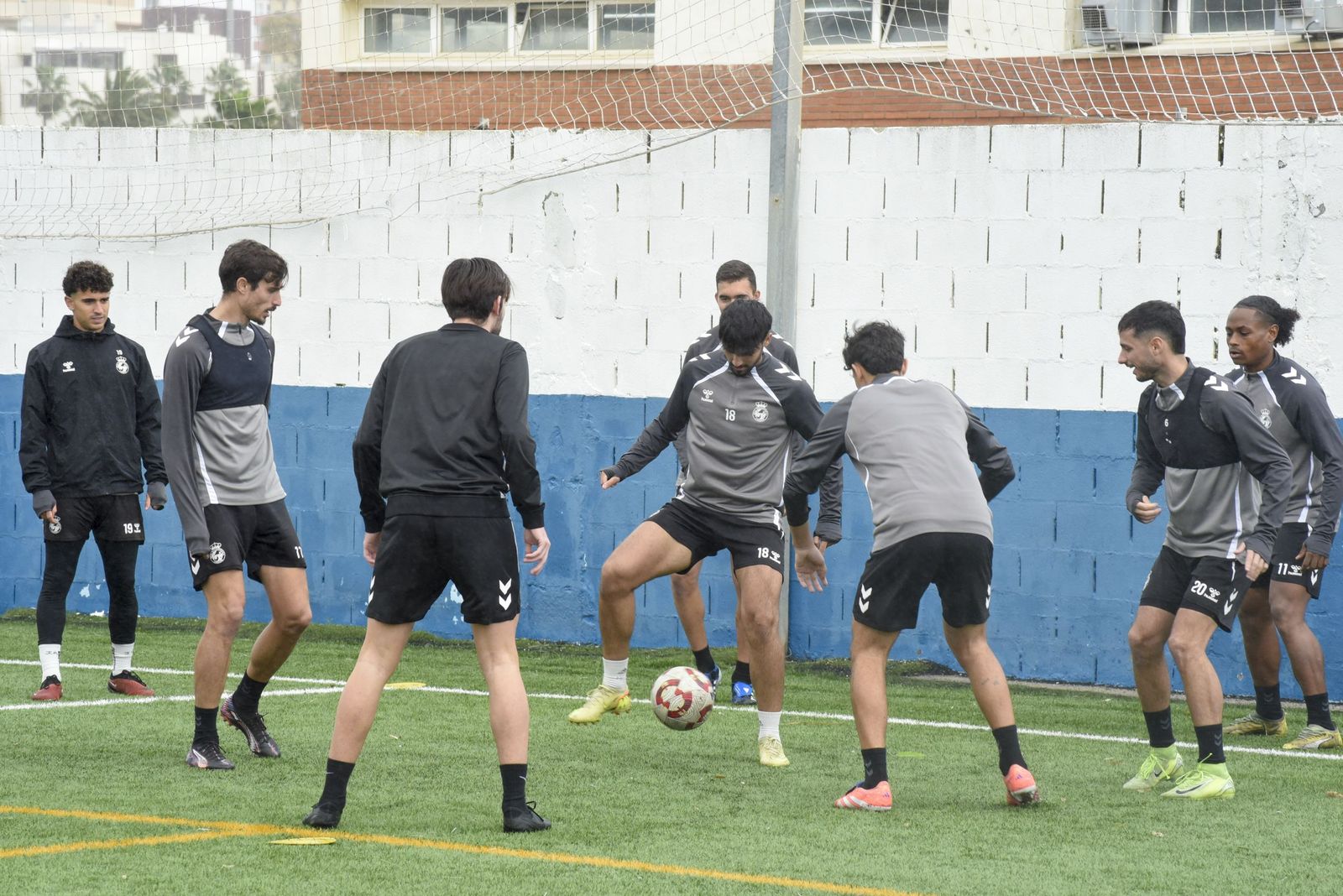Las fotos del entrenamiento de la Balona previo a su vuelta a la competición en Castilleja