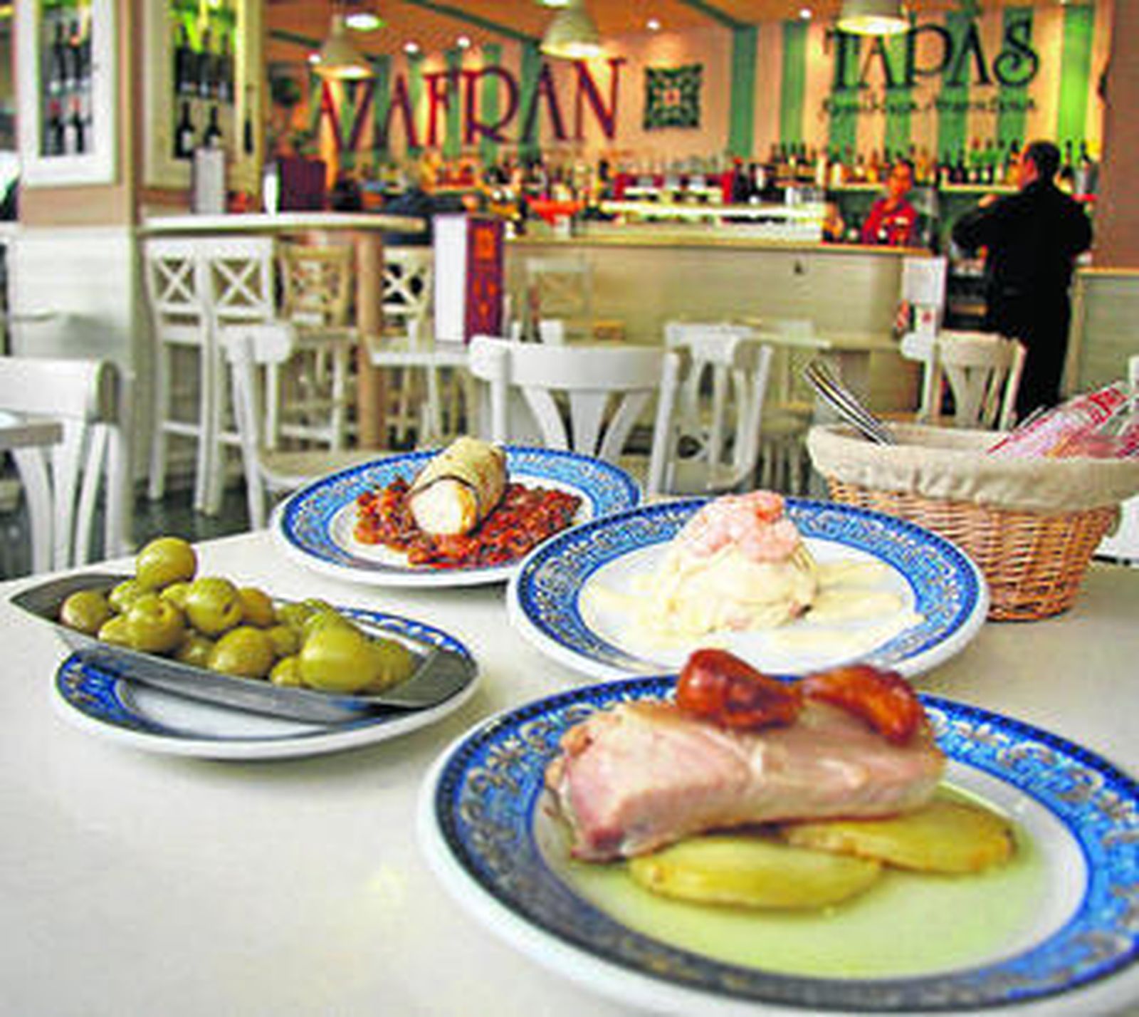 Algunas de las tapas tradicionales que se sirven en el local.