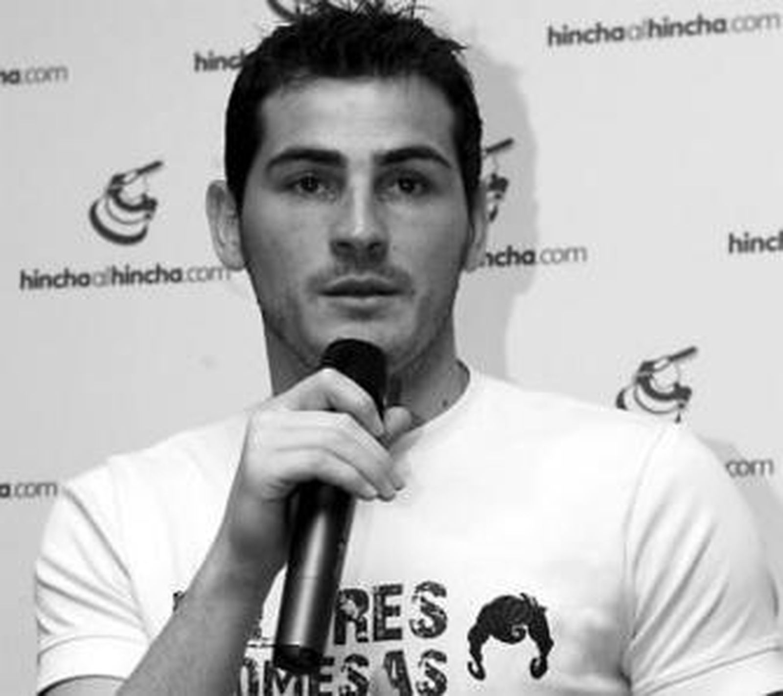 Iker Casillas, ayer durante una presentación en Madrid.