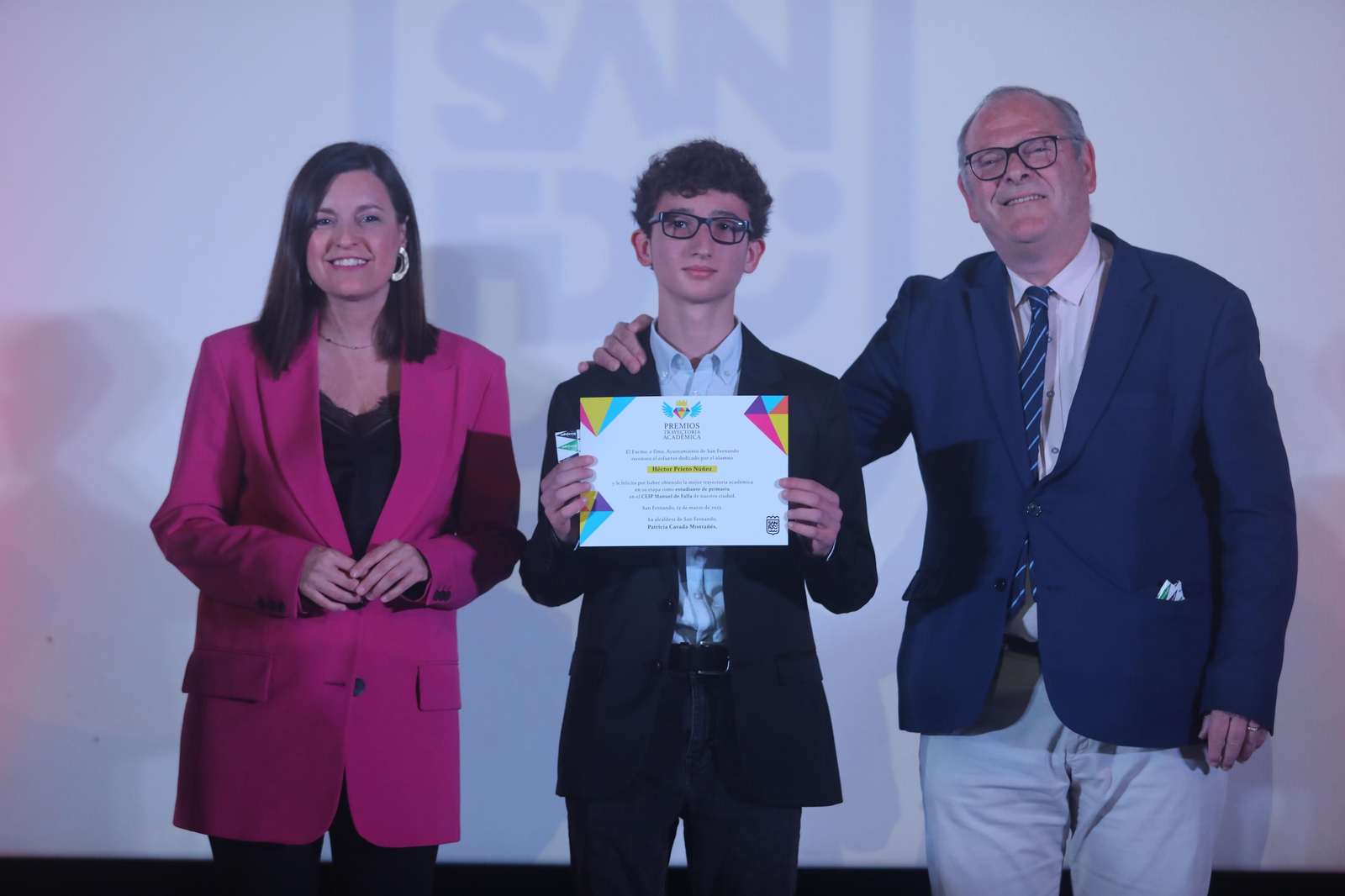 Las imágenes del acto de entrega de premios a los mejores expedientes académicos en San Fernando