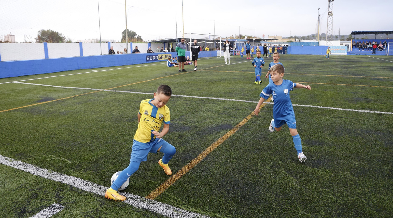 Las fotos del Torneo Ciudad de La Línea de bebés y prebenjamines