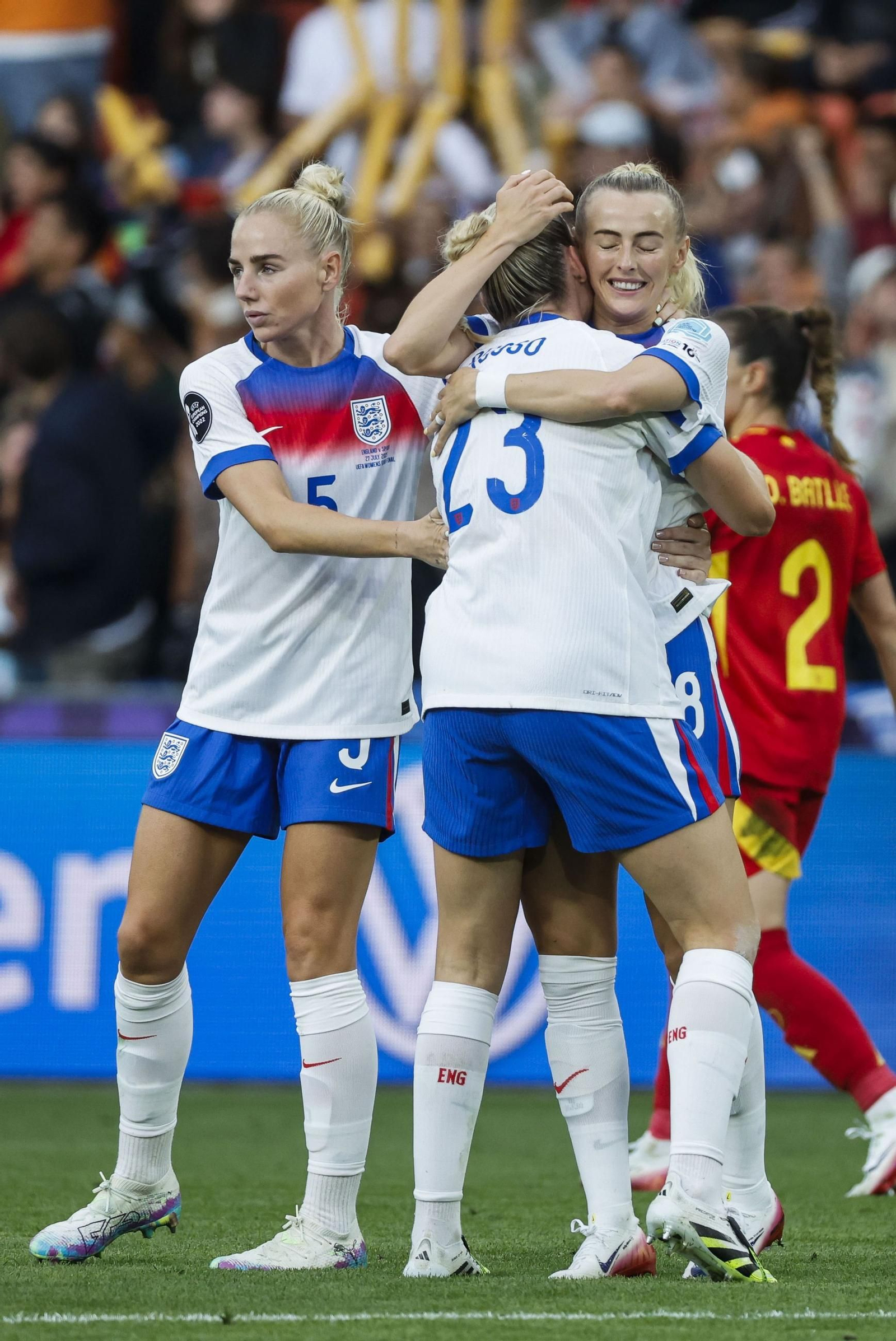 Las mejores imágenes de la final España - Inglaterra de la Eurocopa femenina