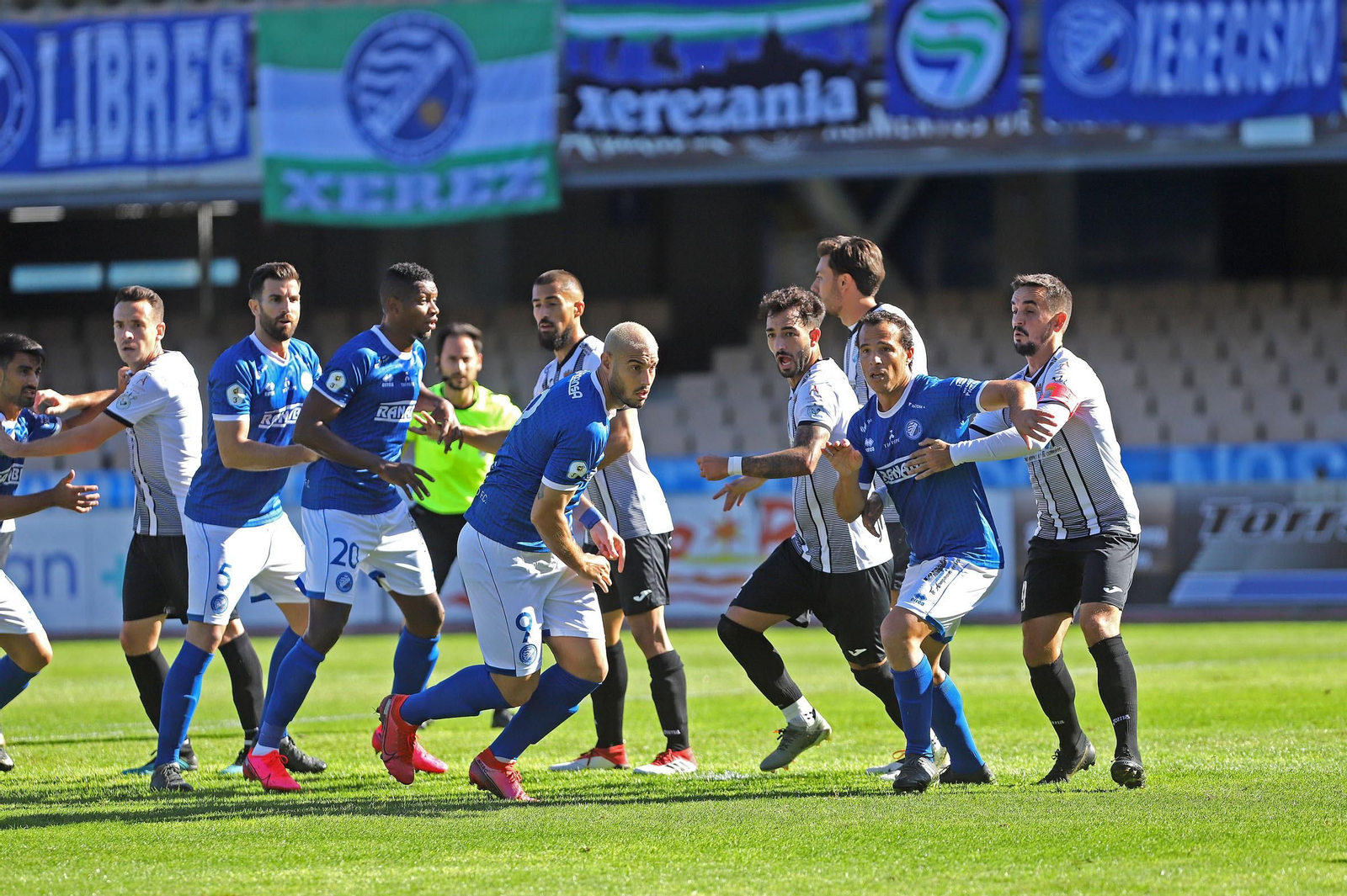 Imágenes del derbi Xerez DFC - Xerez CD