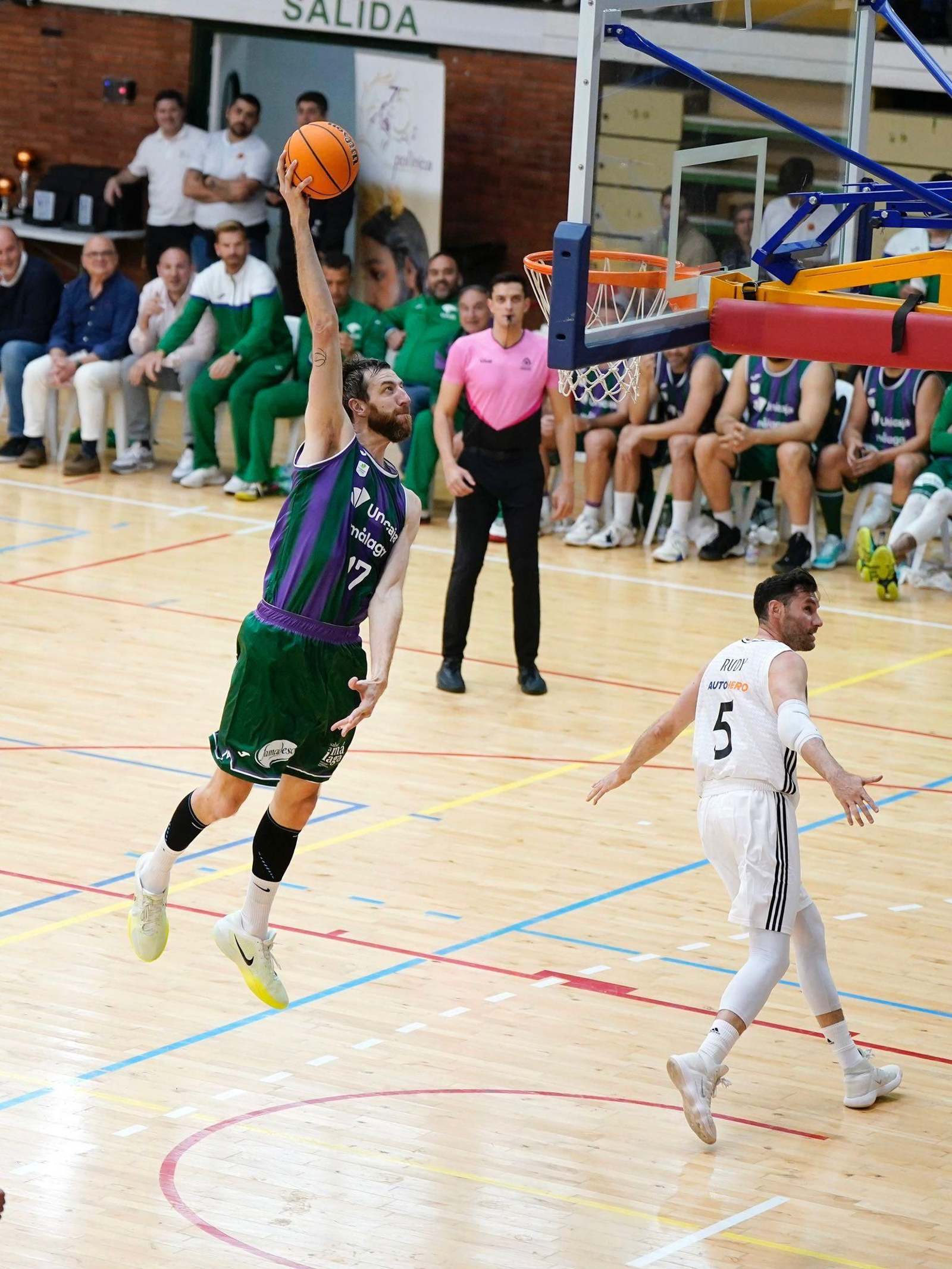 Unicaja-Real Madrid de leyendas: Rudy y Chacho deciden (60-80)