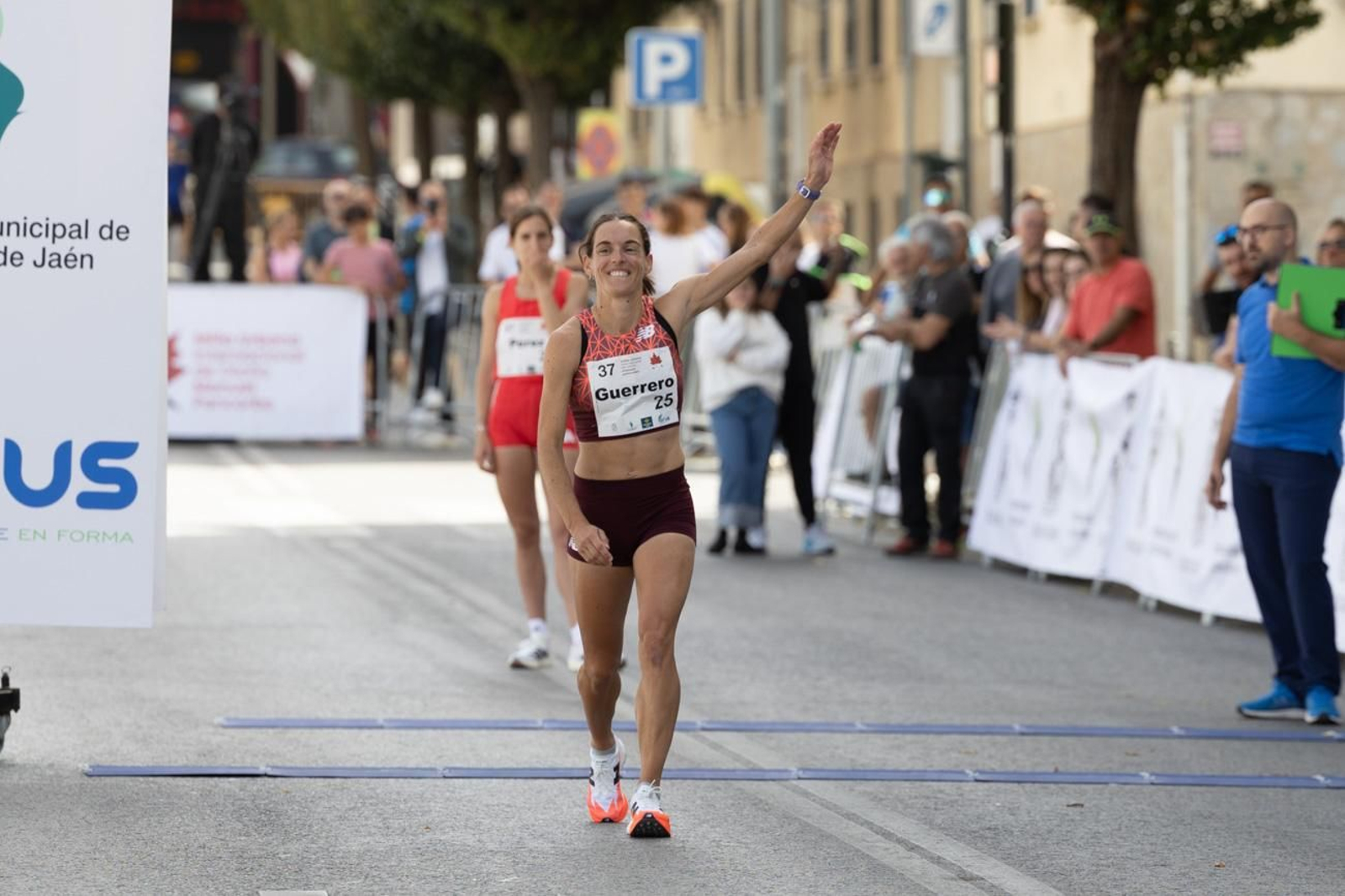 Ignacio Fontes y Marta Serrano reinan en la XXXVII Milla Urbana Internacional de Otoño 'Manuel Pancorbo'